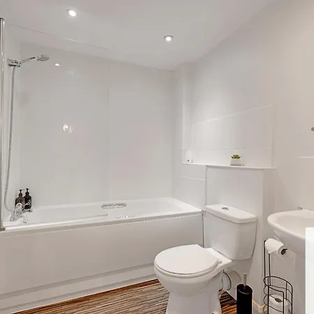 Вилла Jardine House- 2Br House, Town Centre, Station Колчестер Экстерьер фото