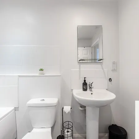 Вилла Jardine House- 2Br House, Town Centre, Station Колчестер Экстерьер фото